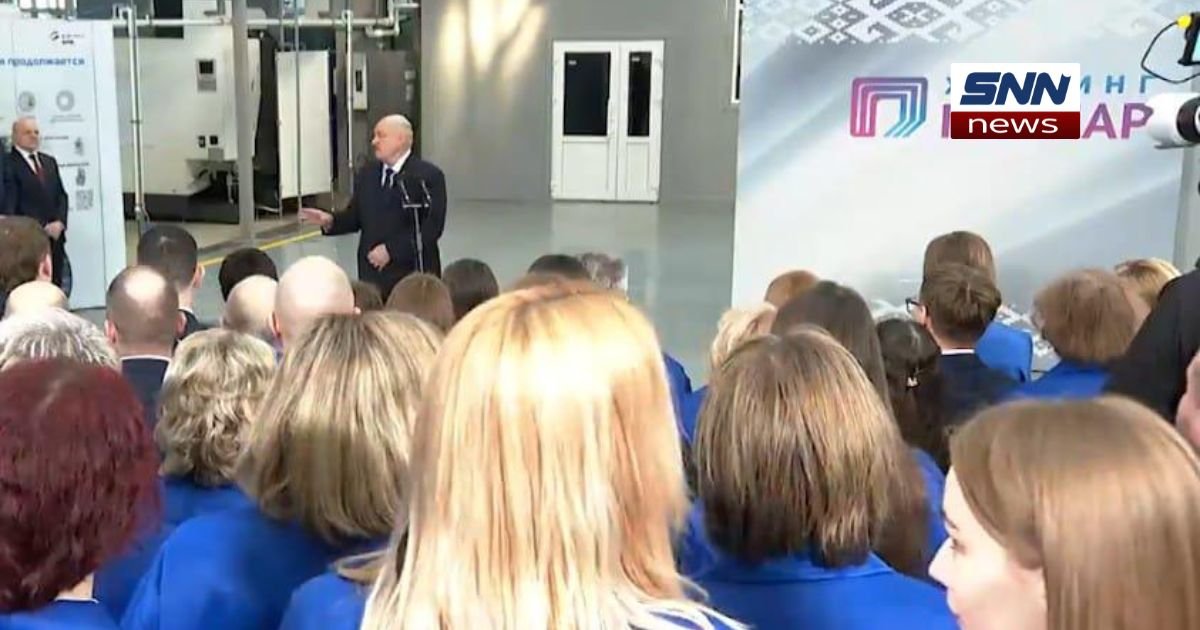 Lukashenko Says Shoveling Snow is the Real Secret to Women’s Beauty