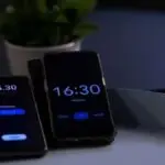 Clocks in Finland being adjusted forward for daylight saving time on 29 March 2026, symbolizing the start of longer spring evenings.