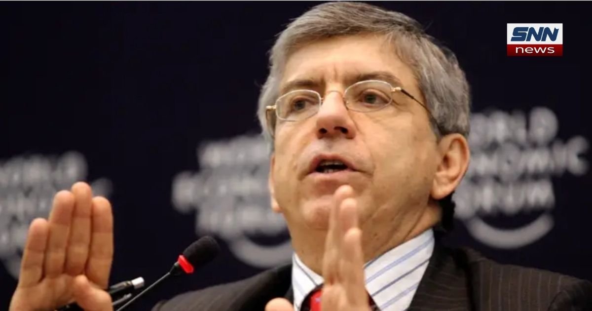 Colombian President Gustavo Petro speaking publicly while addressing Israeli Minister Gideon Saar over Gaza and Colombian election interference allegations.