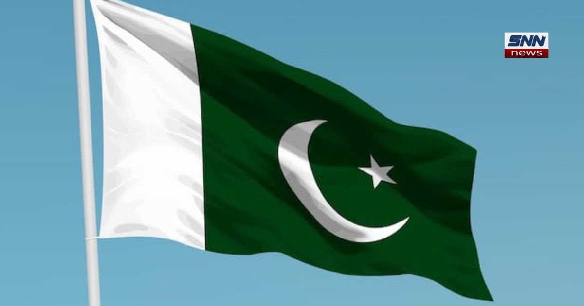 Pakistan and Kuwait flags representing expanded defense pact negotiations, 2026