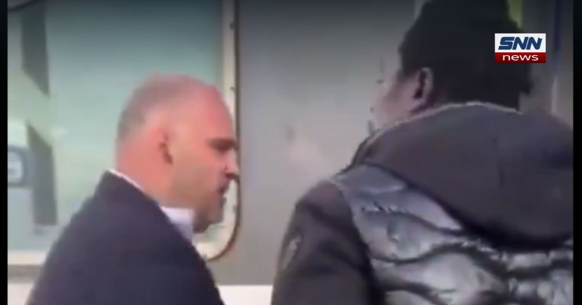 Filipino pickpocket hunters confront suspected thief on Rome metro train"