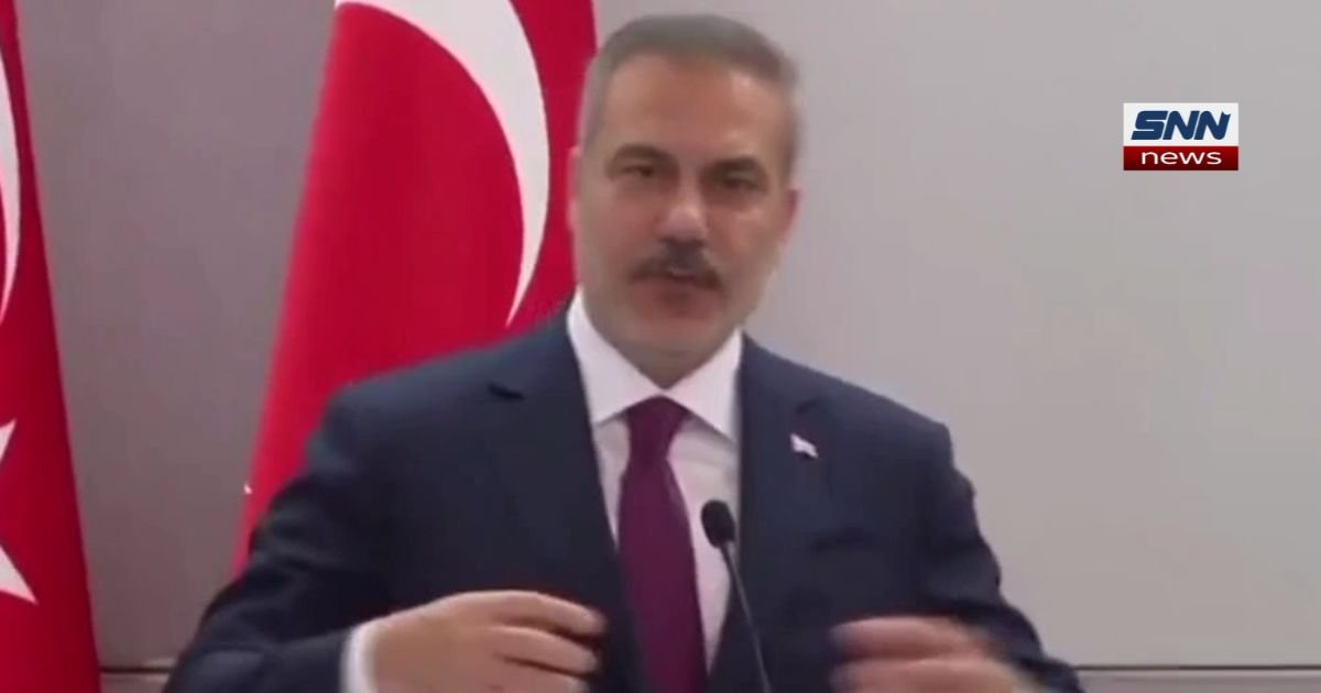 "Rail tracks symbolizing the Middle Corridor trade route between Tรผrkiye and Azerbaijan"